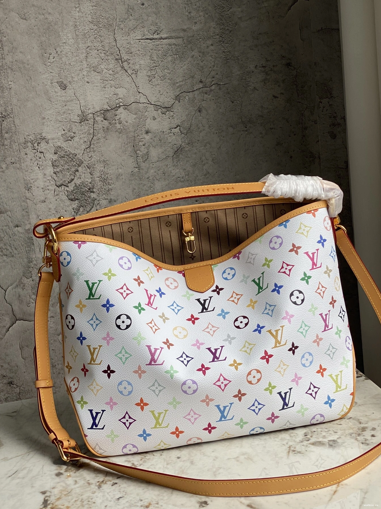 WIS GRACEFUL PM VUITTON LOUIS 0919